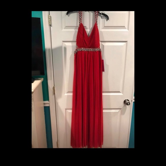 My Michelle formal dress - Picture 1 of 3